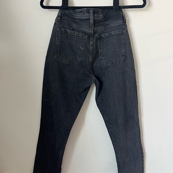 Abercrombie & Fitch; Curve Love, The Mom High Rise - Black - Picture 9 of 9